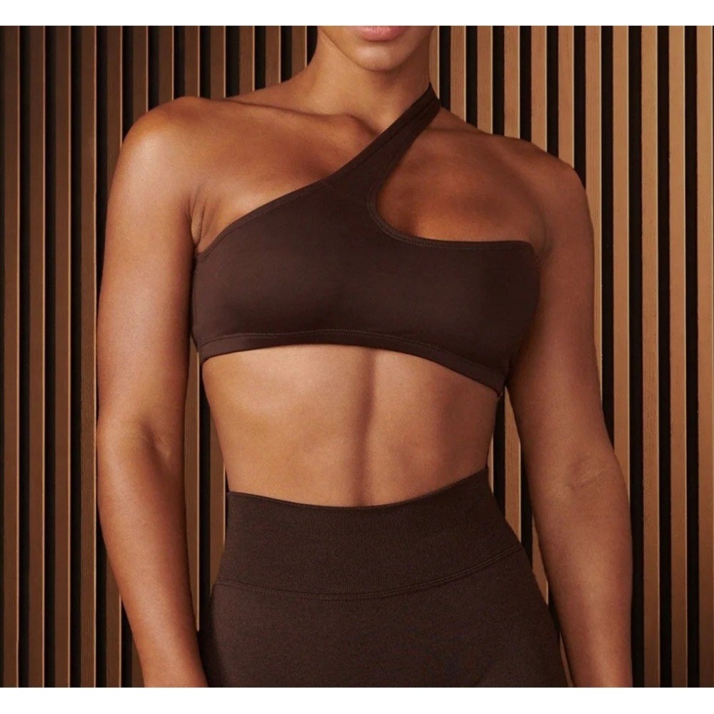 YoungLA One-Shoulder Sports Bra in Brown